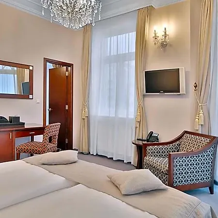 酒店 Sun Palace Wellness 4*
