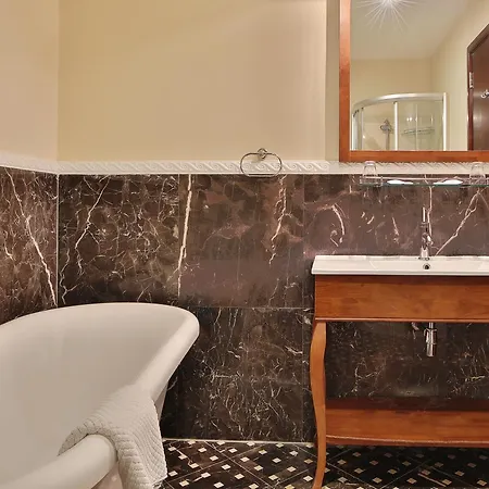 Sun Palace Wellness Отель 4*